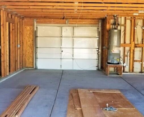 construction-a-new-oversized-three-car-garage-interior